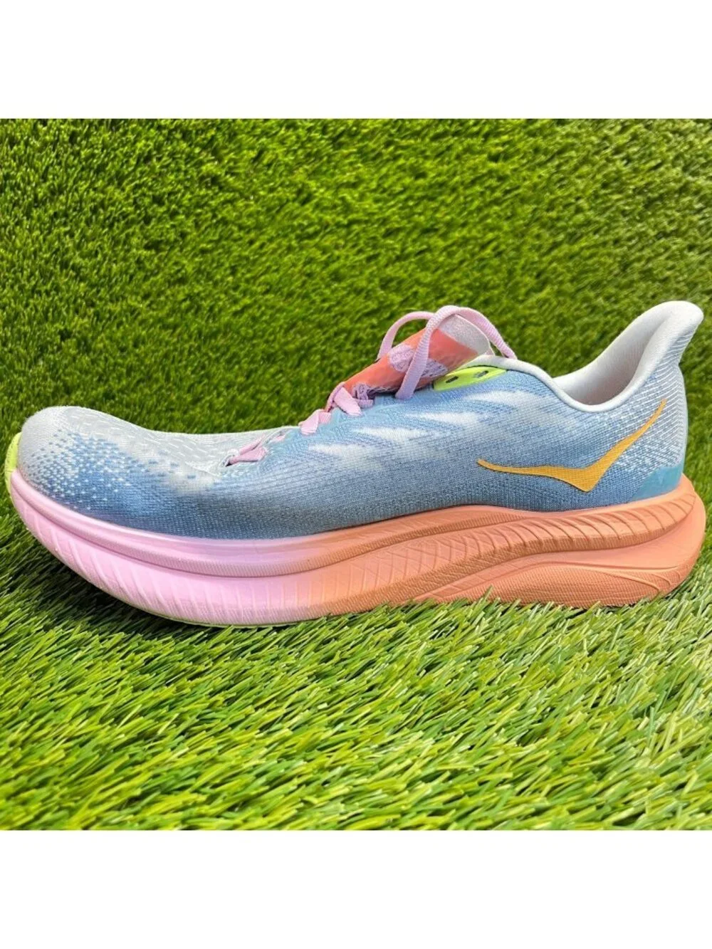 Hoka One One Mach 6 Womens Size 9.5 Blue Pink Athletic Running Shoes Sneakers